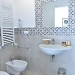Tobacco Hotell 3*