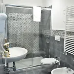 Tobacco Hotell 3*