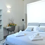 Tobacco Hotell