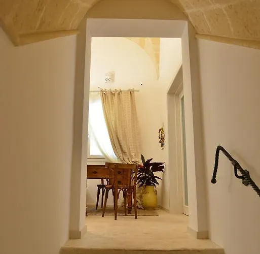 Tobacco Szálloda 3*