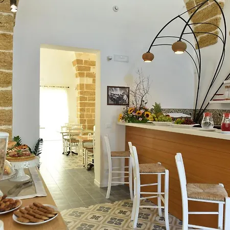 Tobacco Hotel 3*