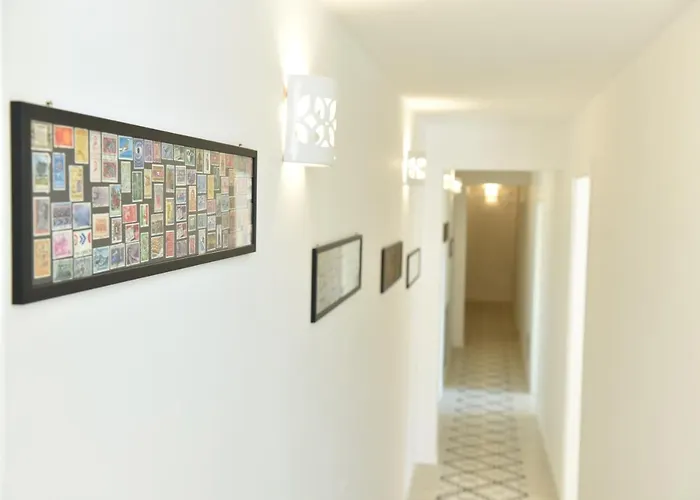 Tobacco Hotel 3*